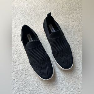 Steve Madden slip on shoes